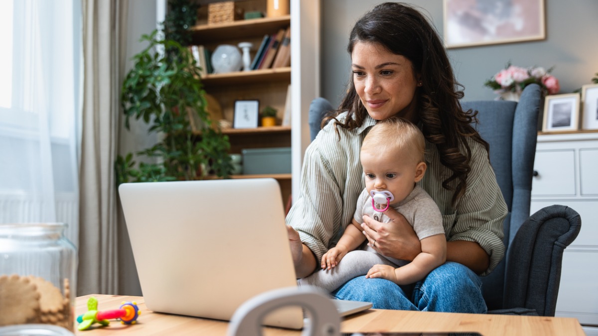 Gyermekes munkavállalók foglalkoztatása – munkajogi, tb és adózási szabályok a gyakorlatban