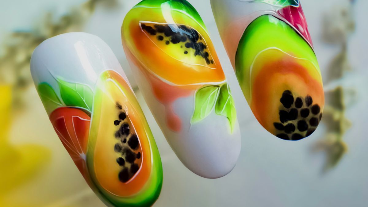 A papaya az idei nyár egyik legérdekesebb inspirációja a körmökön is