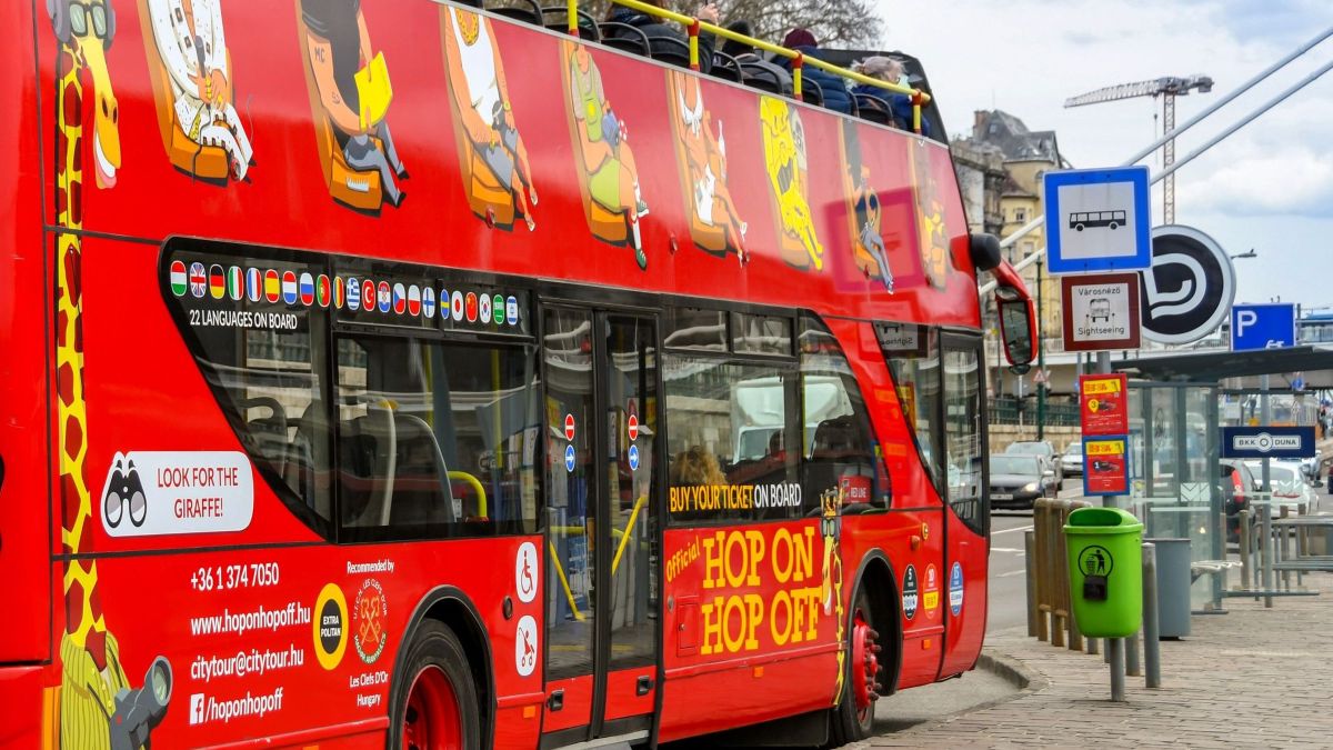 Turizmusfejlesztési hozzájárulás „hop on hop off” buszok esetében