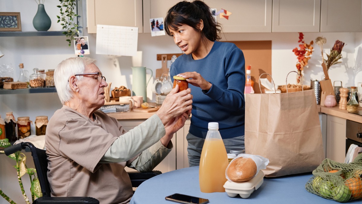 Változnak az otthoni szakápolás finanszírozási szabályai