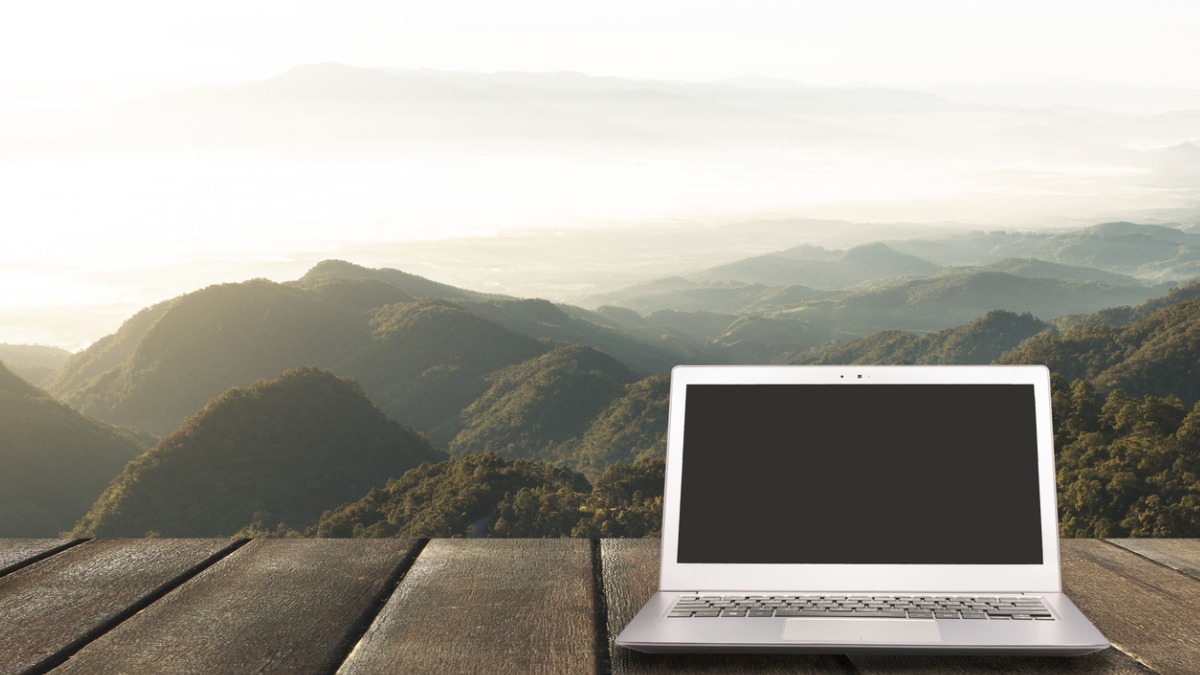 Szünetelő egyéni vállalkozó külföldi munkaviszonya