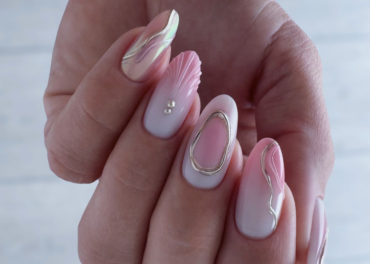 Milk nails körmök kagylódíszítéssel