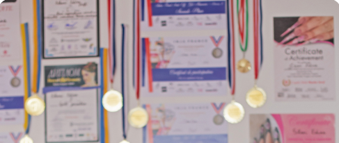 A kitartó munka és a folyamatos fejlődés kézzelfogható eredményei a szakmai elismerésekben mutatkoznak meg