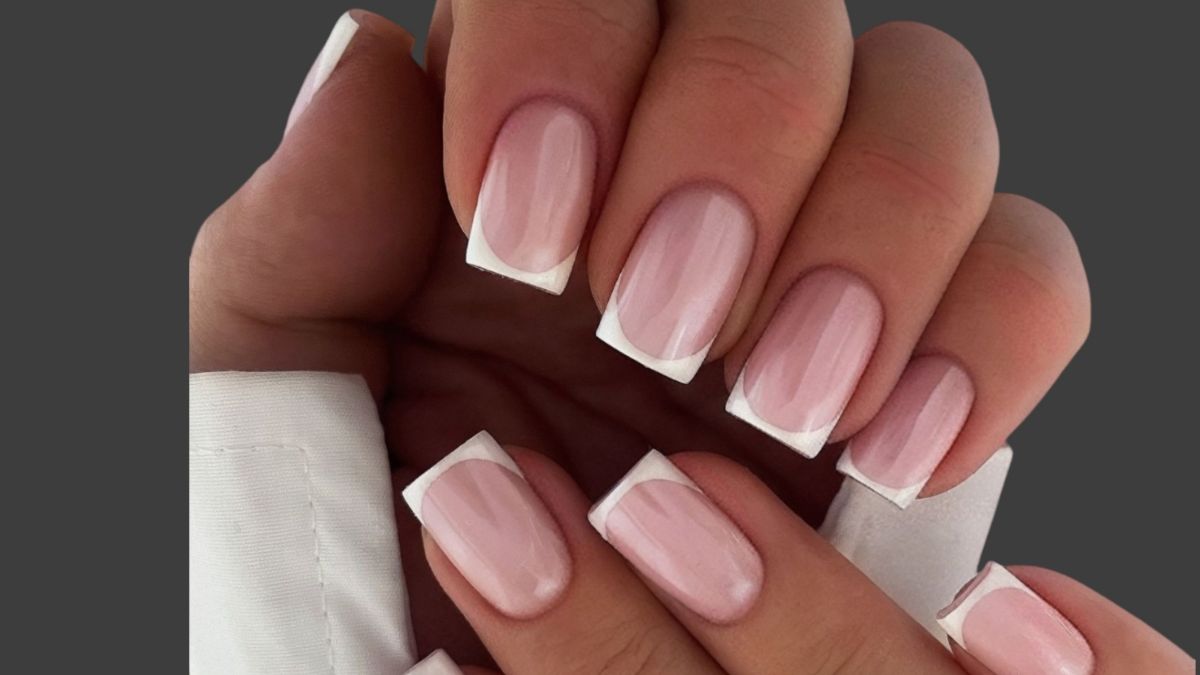 Micro french manikűr