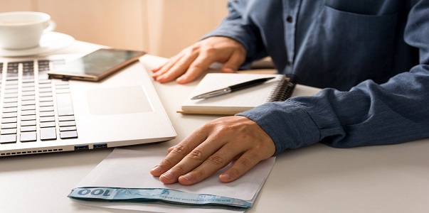 Az egyenlő bánásmód követelménye és a munkabér