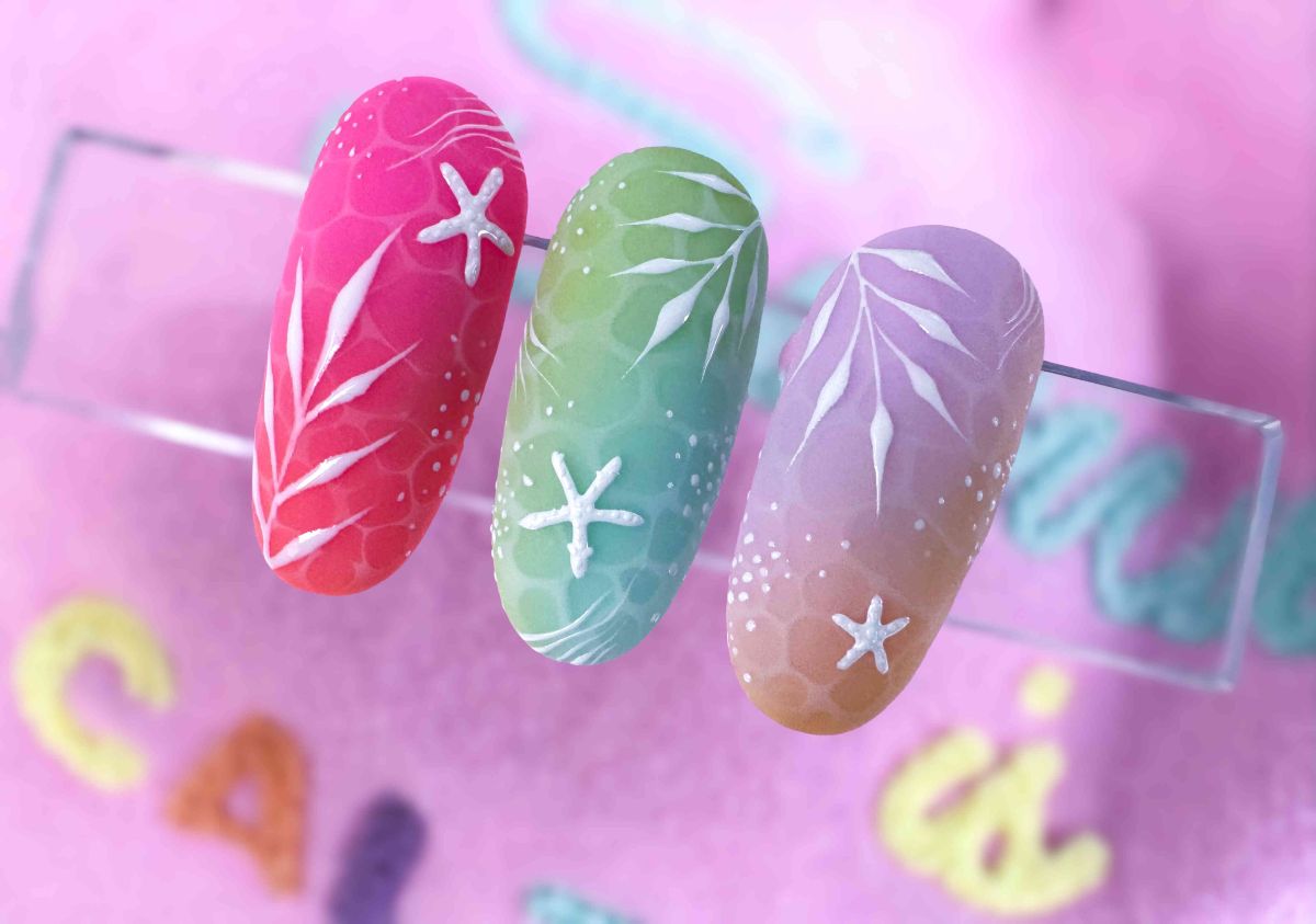 Nyárváró pink körömminta