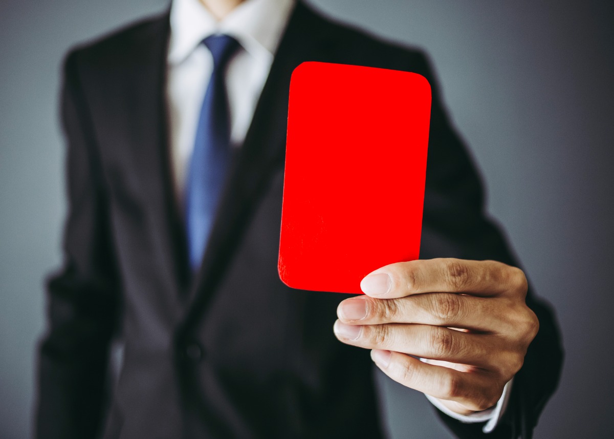 A munkaviszony megszűnése és megszüntetése gyakorlati jogesetek és az aktuális ítélkezési gyakorlat alapján