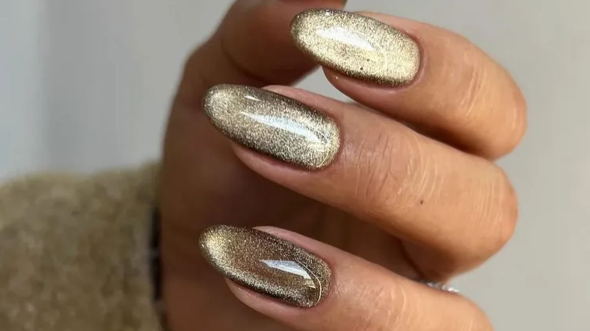 Velvet Cat Eye sötét alapon