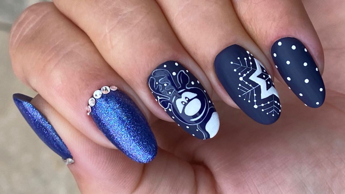 Rövid körmök ünnepi kivitelben