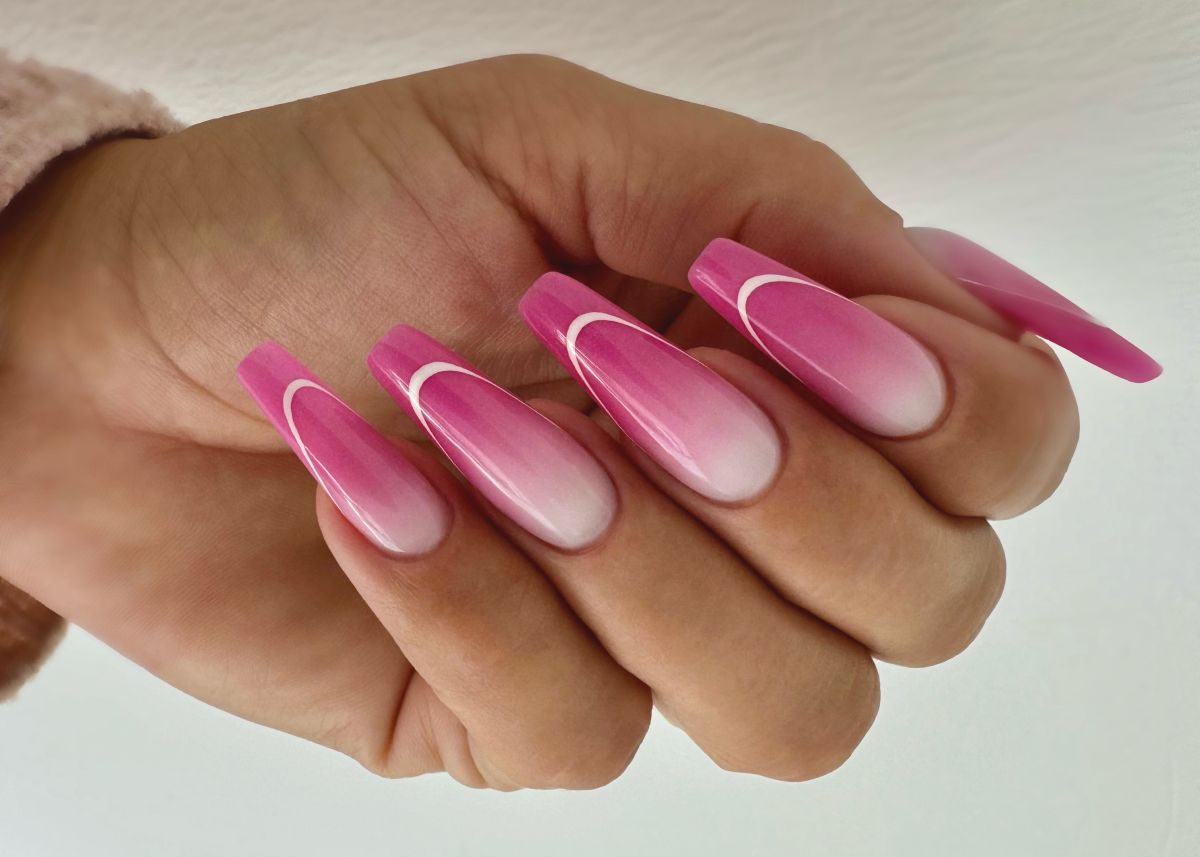 Pink ombre nyári körmök