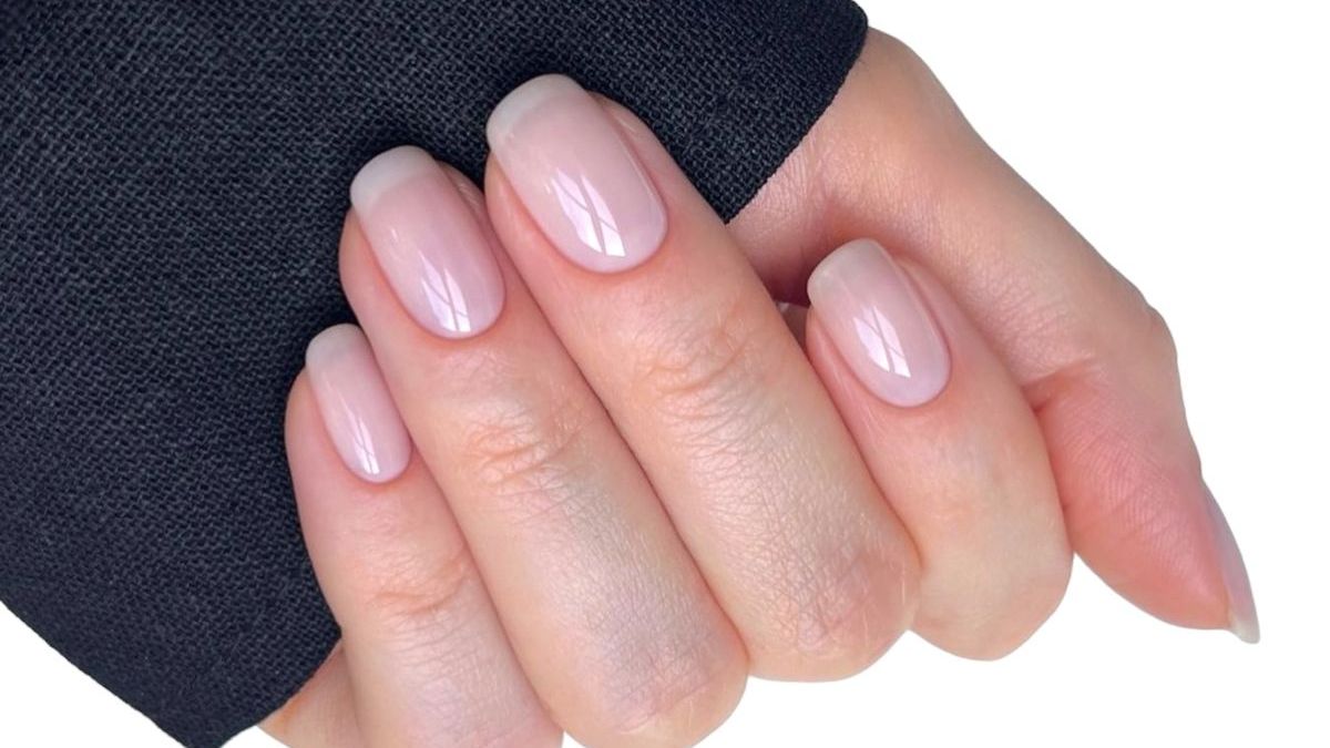 Glass nails trend