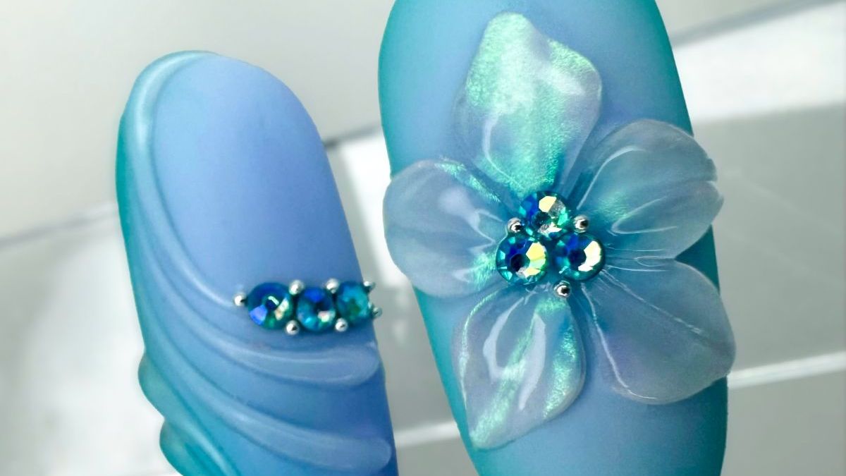 színes 3D üvegvirág krómporral