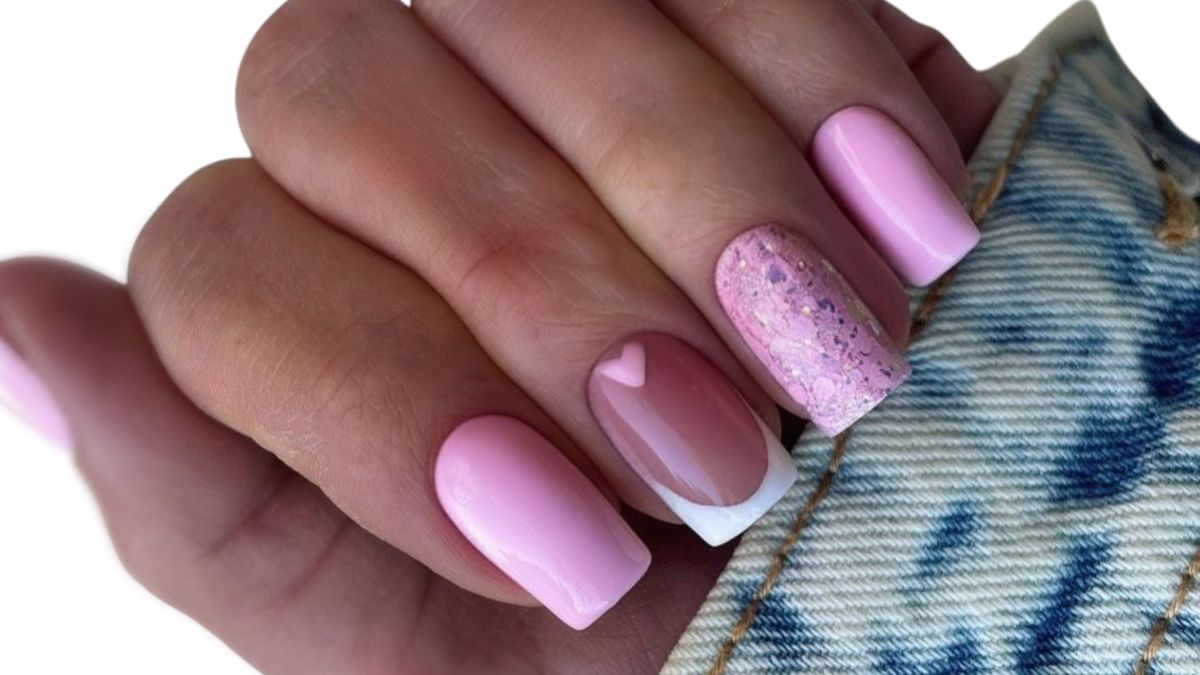 Színes francia köröm húsvétra