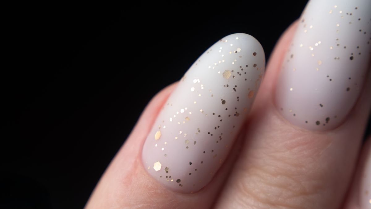 Stardust manicure