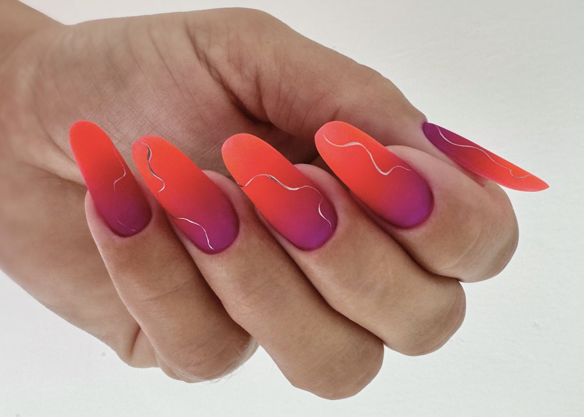 Neon narancs és lila